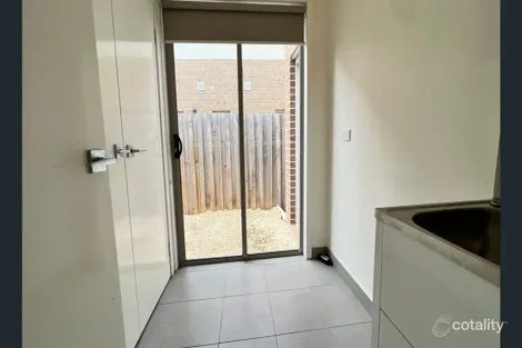 Property photo of 107 Cassinia Circuit Tarneit VIC 3029