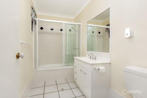 Property photo of 2/526 Oxley Avenue Redcliffe QLD 4020