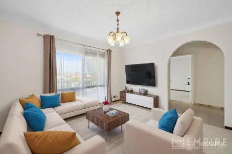 Property photo of 25 Kipling Street Lake Coogee WA 6166