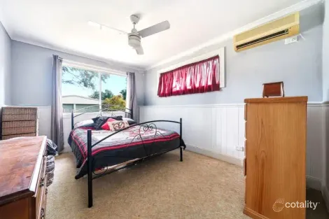 Property photo of 8 Lalroy Street Beachmere QLD 4510