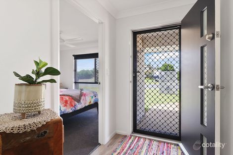 Property photo of 52 Thomas Street Emu Park QLD 4710