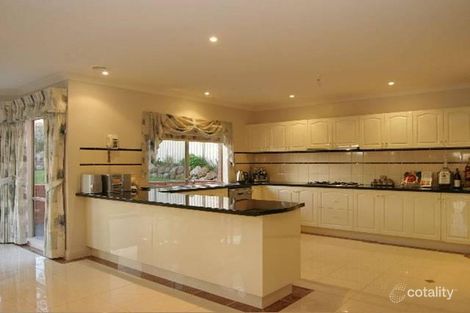 Property photo of 12 Daintree Grove Narre Warren VIC 3805