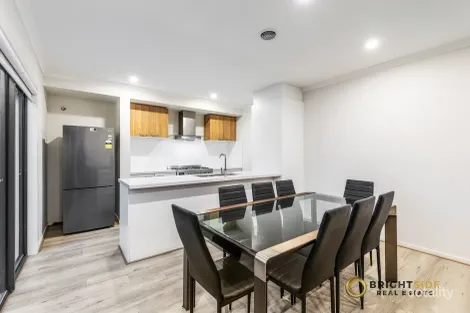 Property photo of 37 Dalhalla Circuit Clyde North VIC 3978