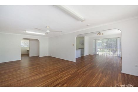 Property photo of 18 Kurrajong Court Bushland Beach QLD 4818