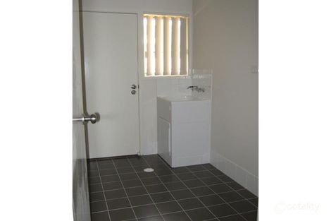 Property photo of 16 Bayridge Heights Drive Nikenbah QLD 4655