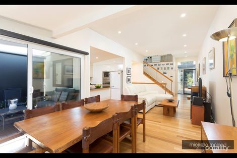 Property photo of 9 Central Avenue Indooroopilly QLD 4068