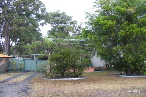 2 Coraldeen Ave, Gorokan, NSW 2263