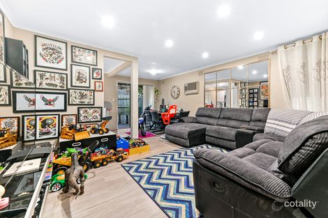Property photo of 4 Saxonwood Drive Narre Warren VIC 3805