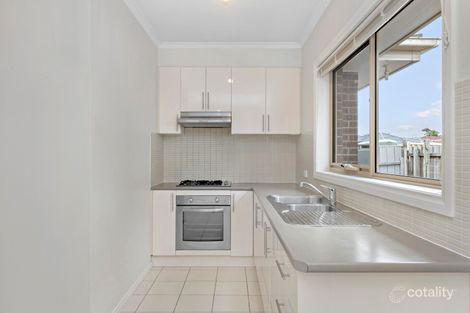 Property photo of 2/8 Power Street St Albans VIC 3021