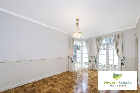 Property photo of 65 Hobbs Avenue Dalkeith WA 6009