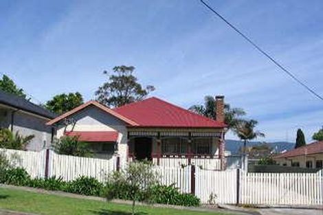 24 Taronga Ave, Mangerton, NSW 2500