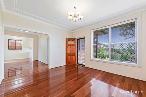 Property photo of 30 Junee Crescent Kingsgrove NSW 2208