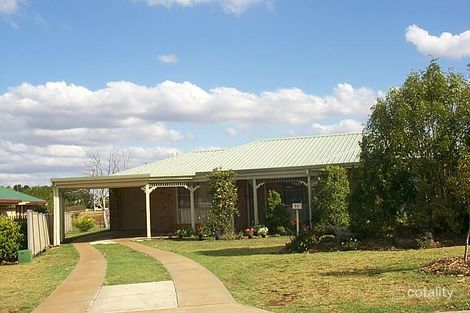 30 Fern Dr, Kearneys Spring, QLD 4350