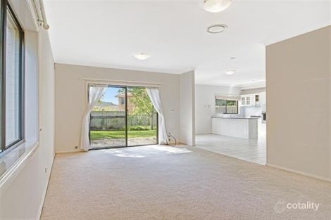 Property photo of 22 Kensington Place Mardi NSW 2259