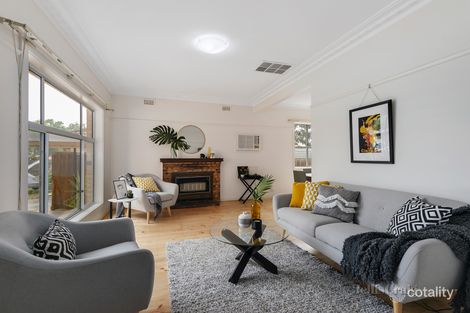 Property photo of 18 Marshall Road Box Hill North VIC 3129