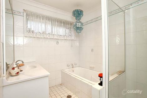 Property photo of 32 Rutherglen Avenue Hobartville NSW 2753
