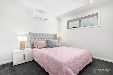 Property photo of 18 Caringa Street Pascoe Vale VIC 3044