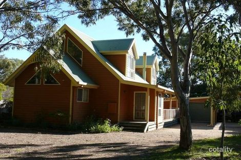Property photo of 52 Sixth Avenue Raymond Island VIC 3880