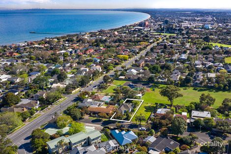 Property photo of 2 Woodlands Grove Frankston VIC 3199