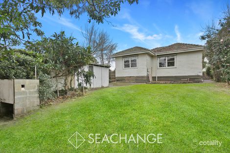 Property photo of 2 Woodlands Grove Frankston VIC 3199