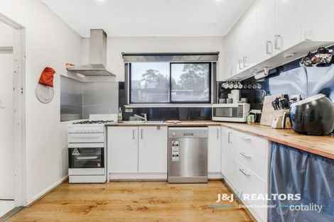 Property photo of 3 Laburnum Grove Doveton VIC 3177
