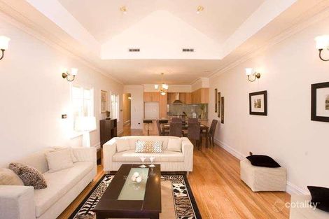 Property photo of 32 Cain Avenue Northcote VIC 3070