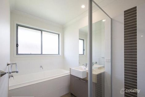 Property photo of 41 Feltham Circuit Burpengary East QLD 4505