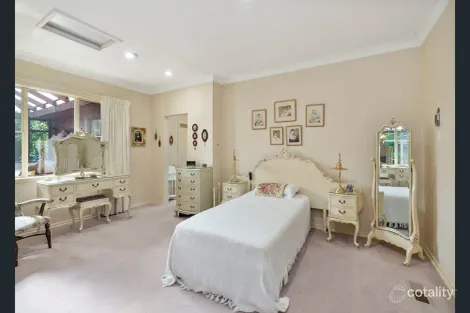 Property photo of 77 National Circuit Deakin ACT 2600