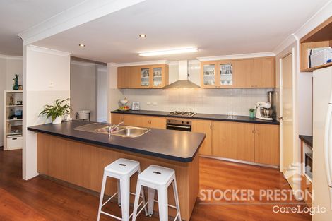 Property photo of 16 Shelduck Court Broadwater WA 6280