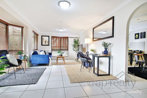 Property photo of 2 Jarrah Place Durack QLD 4077