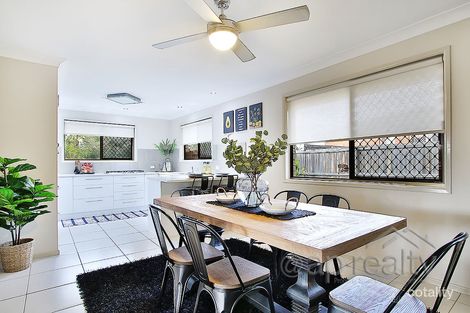 Property photo of 2 Jarrah Place Durack QLD 4077