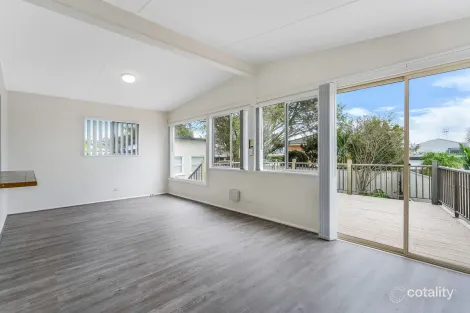 Property photo of 35 Grandview Street Shelly Beach NSW 2261