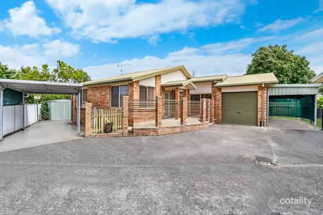 2/4 The Quay, South West Rocks, NSW 2431