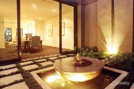 Property photo of 10 Power Avenue Toorak VIC 3142