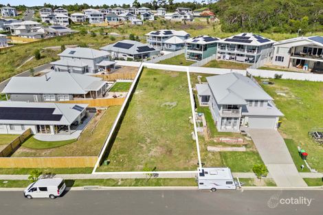 Property photo of 27 Woodbury Circuit Catherine Hill Bay NSW 2281