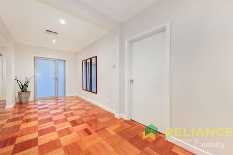 Property photo of 29 Damaine Circuit Caroline Springs VIC 3023