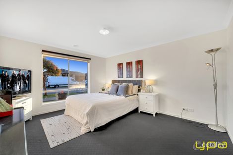 Property photo of 55 Tangemere Way Cranbourne East VIC 3977