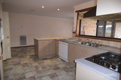 Property photo of 15 Swallow Grove Traralgon VIC 3844