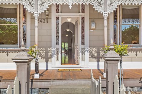 Property photo of 243 Douglas Parade Newport VIC 3015