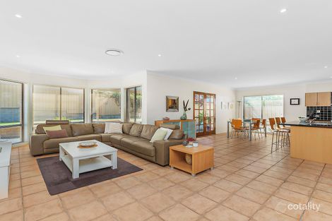Property photo of 8 Highfields Cordeaux Heights NSW 2526