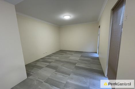 Property photo of 3/16 Pearson Drive Success WA 6164