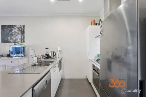 Property photo of 59 Apium Lane Aveley WA 6069