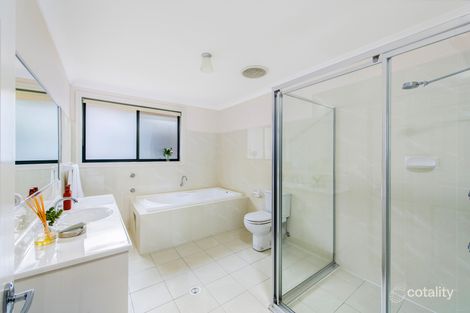 Property photo of 18 Bayview Place Bayview NSW 2104