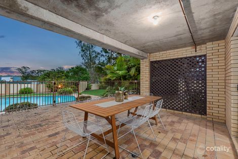 Property photo of 8 Sandringham Street Mansfield QLD 4122