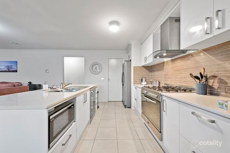 Property photo of 40 Tankard Drive Cranbourne East VIC 3977