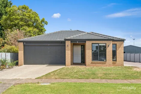 37 Silvester St, Cobden, VIC 3266