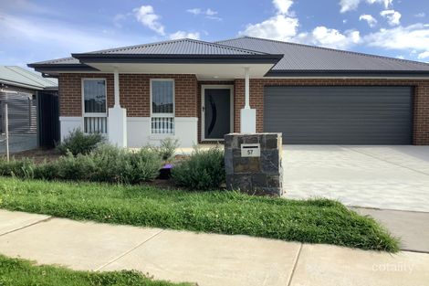 Property photo of 57 Weatherstone Circuit Googong NSW 2620