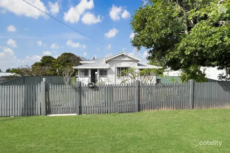 24 King St, Urangan, QLD 4655