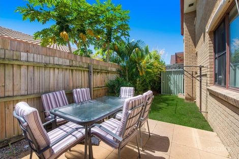 Property photo of 2/4 Christina Court Mermaid Waters QLD 4218