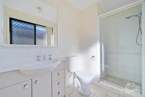 Property photo of 10 Sester Place Runcorn QLD 4113